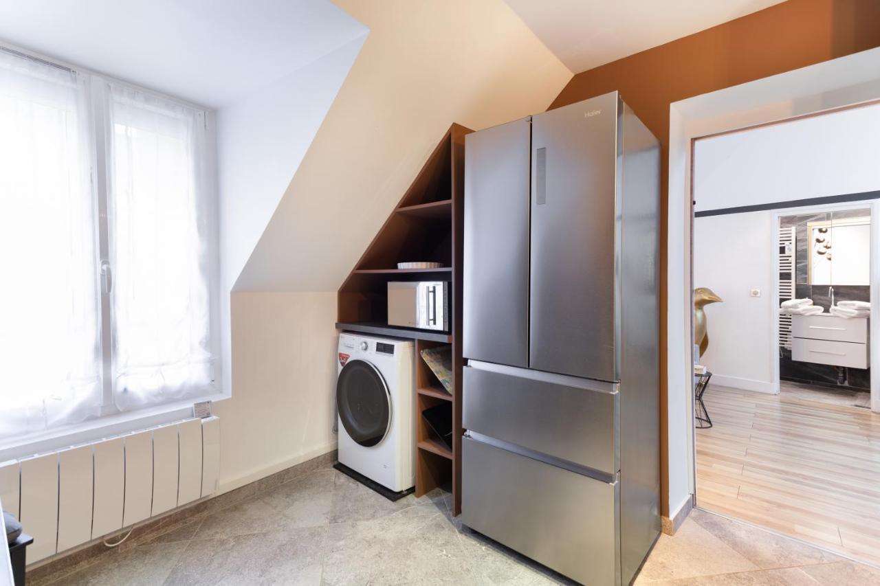 Suite Appart Place Versepuy シャンティイ エクステリア 写真