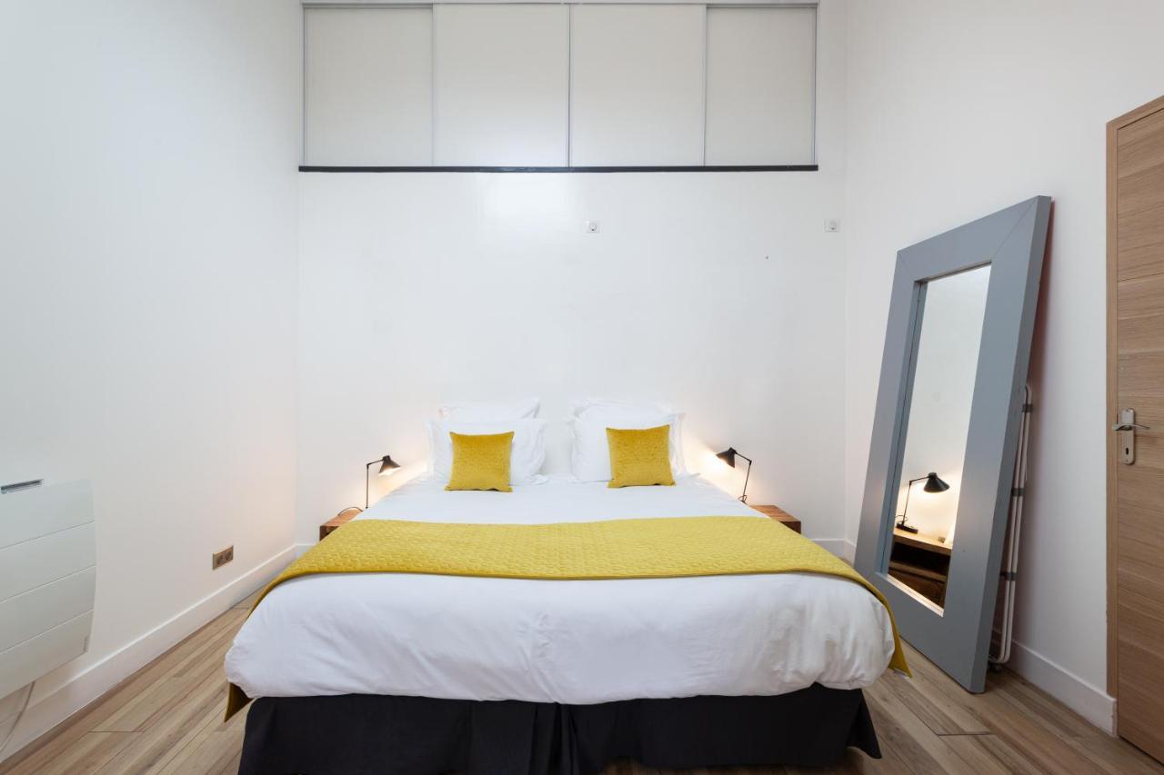 Suite Appart Place Versepuy シャンティイ エクステリア 写真